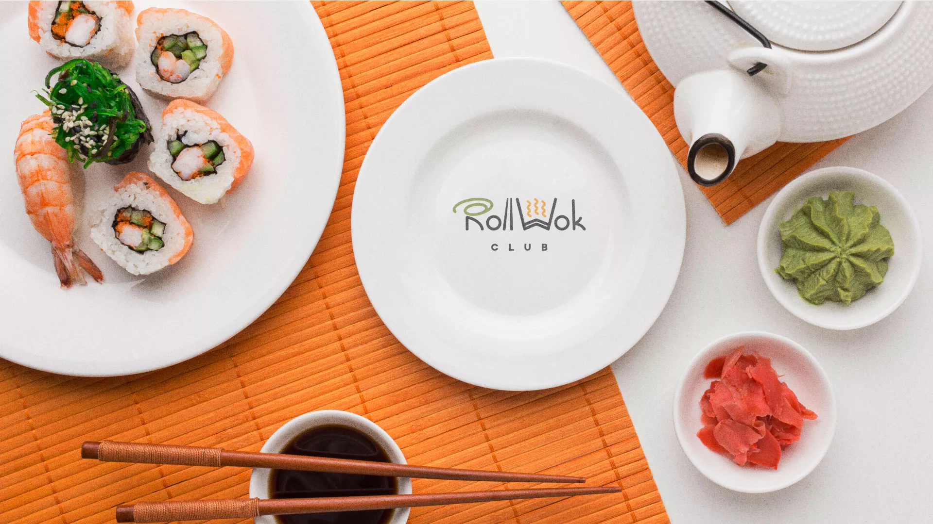 Разработка логотипа и фирменного стиля суши-бара «Roll Wok Club» в Ломоносове